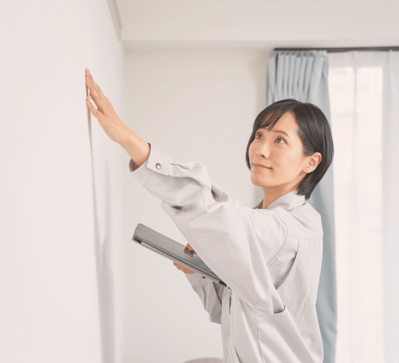 Image d'un expert avant l'achat d'une maison
